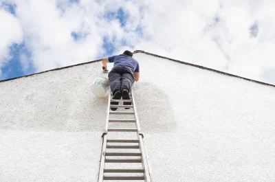 Peinture extérieure à Mouchès — façades et ravalement